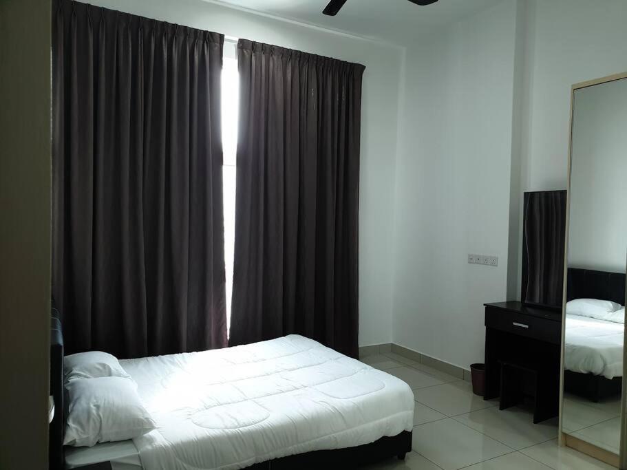 Direct Qbm & Ikea *Highfloor Sunrise Seaview Condo บายันเลอปาส ภายนอก รูปภาพ